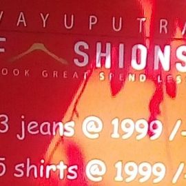 5 Shirts / 3 Jeans