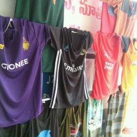 T-shirts