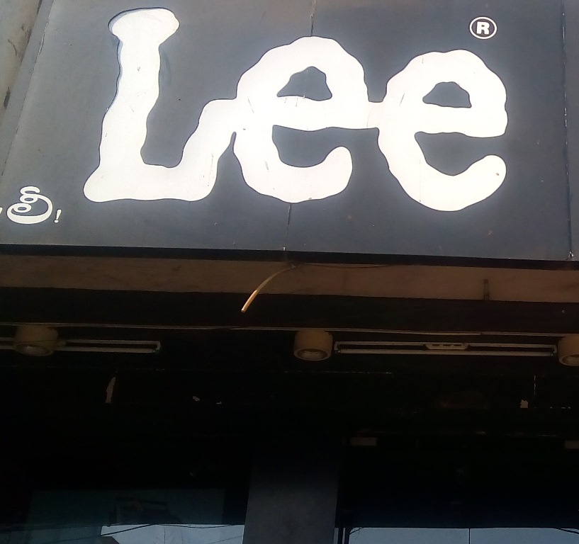 Lee